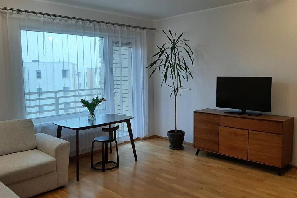 Puhas 2 Toaline Kakumaee Korter Tallin Exterior foto